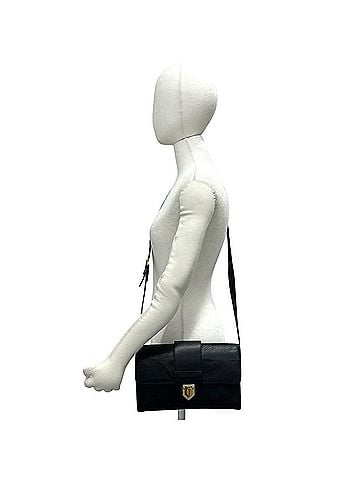 Yves Saint Laurent YVES SAINT LAURENT Vintage YSL Logo Hardware Leather Shoulder Bag Pouch Black 31475 (view 2)