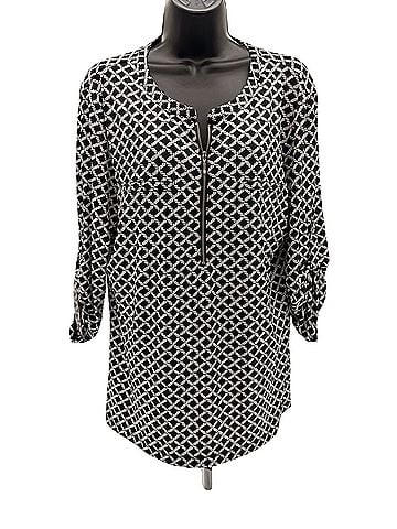 New York & Company Long Sleeve Button-Down Shirt (view 1)