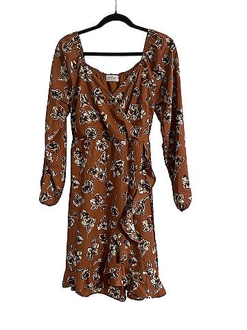 Kaileigh Casual Dress (view 1)