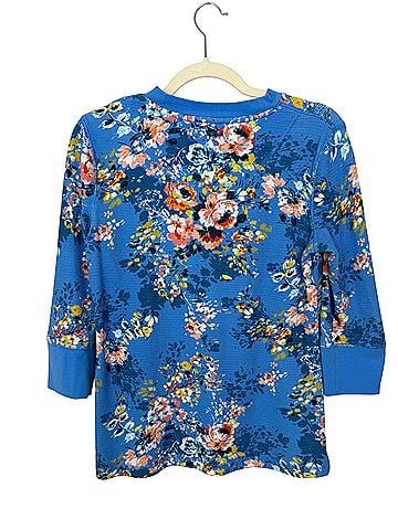 Sundance 3/4 Sleeve Top (view 2)