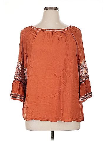 Max Studio Max Studio 3/4 Sleeve Blouse (view 1)