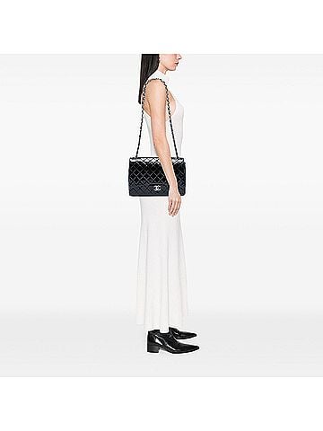 Chanel Maxi Classic Patent Double Flap (view 2)