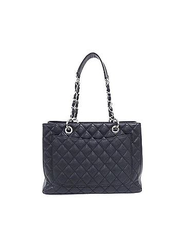Chanel Chanel 50995 Shoulder Bag (view 2)