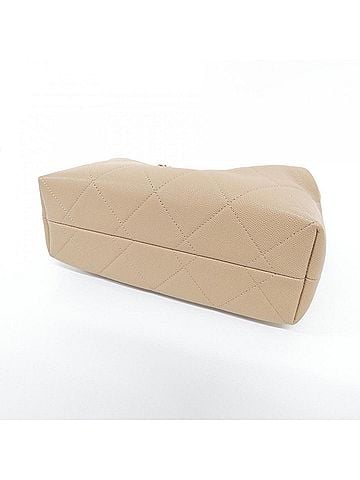 Chanel Chanel AS1468 Shoulder Bag (view 2)