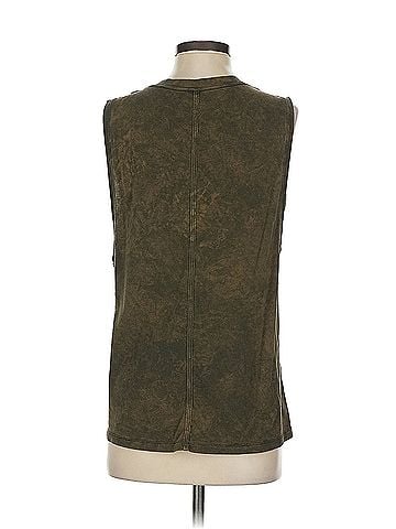 Lululemon Athletica Lululemon Athletica Sleeveless T Shirt (view 2)