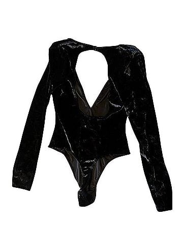 Victoria's Secret Long Sleeve T-Shirt (view 2)
