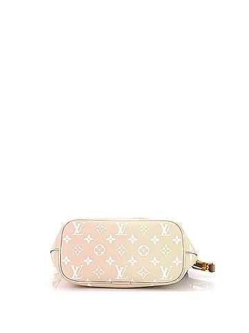 Louis Vuitton Marshmallow Bag Spring in the City Monogram Giant Canvas (view 2)