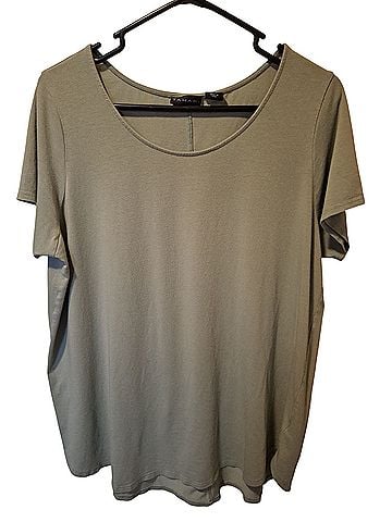 Tahari Short Sleeve Blouse (view 1)