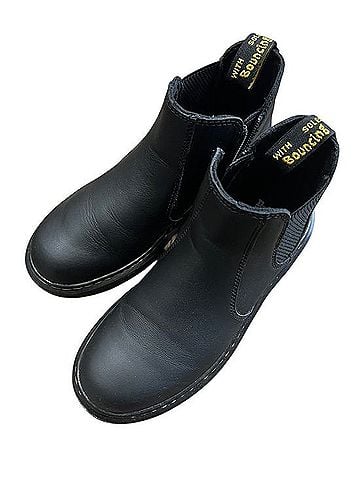 Dr. Martens 2976 Chelsea Boot Boots (view 1)