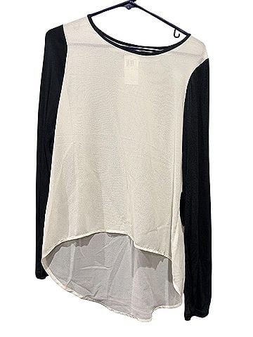 Ali & Kris Long Sleeve Top (view 1)