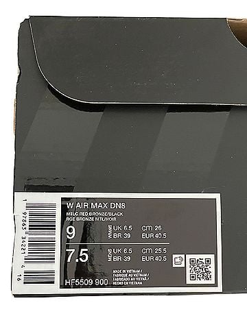 Nike Airmax DN8 Rose Gold Sneakers (view 2)