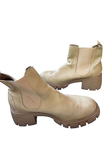 Madden Girl Ankle Boots (view 2)