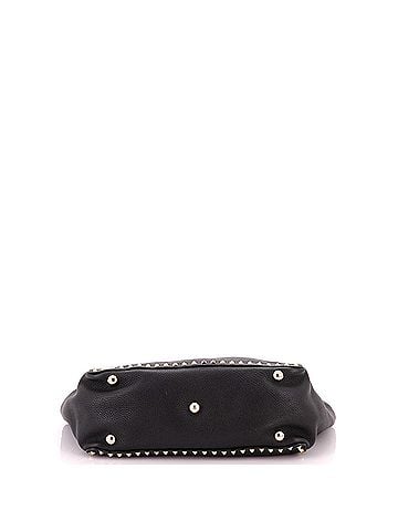 Valentino Garavani Rockstud Tote Pebbled Leather Medium (view 2)