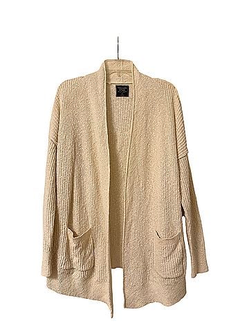 Abercrombie & Fitch Cardigan (view 1)