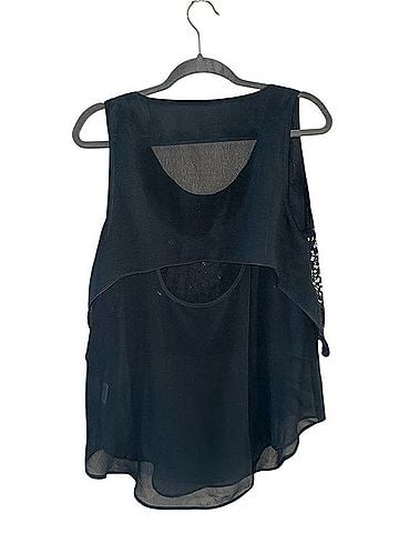 Hazel Tank Top (view 2)