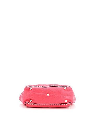Valentino Garavani Rockstud Tote Pebbled Leather Medium (view 2)