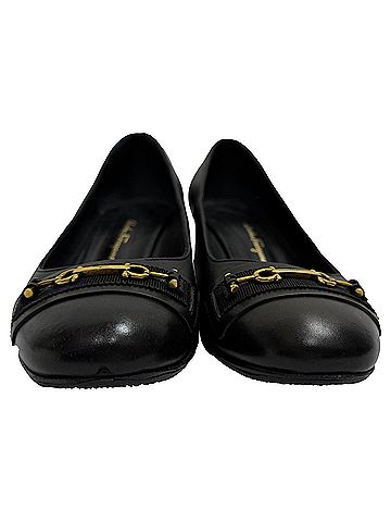 Salvatore Ferragamo Salvatore Ferragamo Avery Pumps in Black Leather (view 2)