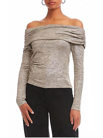 Fifteen Twenty Agnes Off The Shoulder Metallic Top in Gold Dust (view 2)
