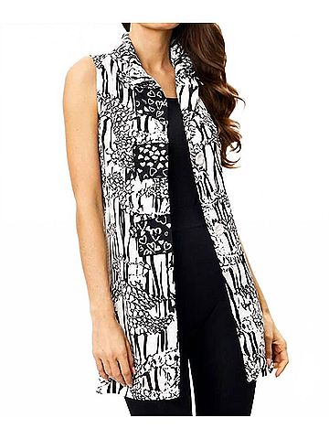 Adore Heart Patch Sleeveless Tunic Blouse in Black/White (view 2)
