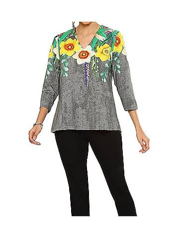 Parsley & Sage Daffodil V-Neck Top in Grey (view 2)