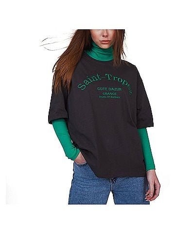 Ambar St Tropez Printed T-Shirt in Grey (view 2)