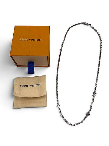 Louis Vuitton LOUIS VUITTON Louis Vuitton 2026 model M02739 Chain LV Yours Necklace Silver Made in Italy Men's Comes with Box and Dust Bag (view 2)