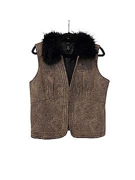 Q.U.E. Vest (view 1)
