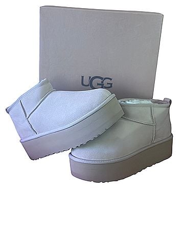 Ugg Australia Boots (view 1)