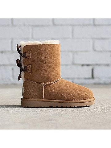Ugg Kids Bailey Bow Ii Boots 6 Mo in Chestnut (view 1)