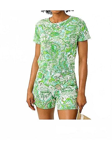 Lilly Pulitzer Callahan Stretch Short in Resort White Ship To Shore (view 2)