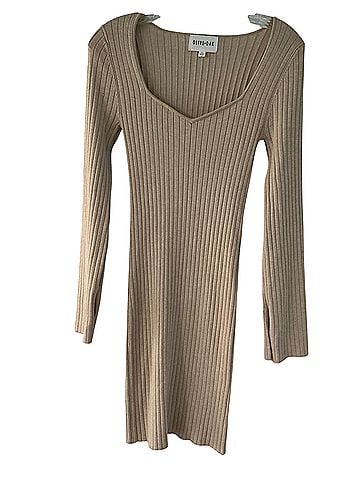 Olive and Oak Casual Dress (view 2)