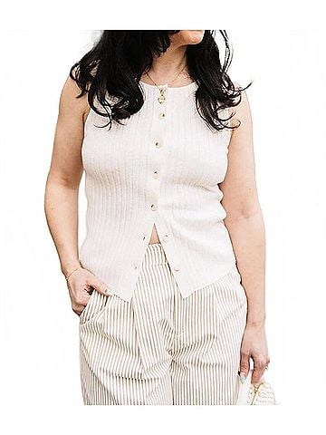 Astr Ribbed Button Front Top in White (view 2)
