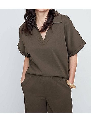 Renuar Woven's V-Neck Top in Khaki (view 2)