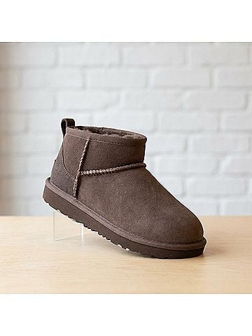 Ugg Kid's Classic Ultra Mini Boot 3 Mo in Burnt Cedar (view 1)