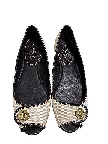 Coach Flats (view 1)