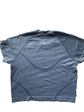 Lululemon Athletica Short Sleeve Blouse (view 2)