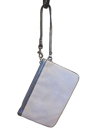 Coach starfish Wristlet (view 2)