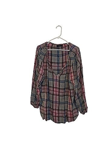 Lane Bryant Long Sleeve Button-Down Shirt (view 1)