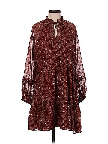 Molly Bracken Molly Bracken Casual Dress (view 1)