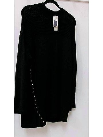 Charlie Paige Women's Solid Tunic Sweater in Black (view 2)