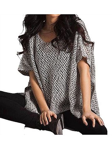 French Kyss Crochet Poncho in Frost (view 2)