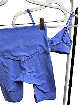 Aritzia TnAction Athletic Shorts (view 2)