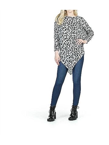 Papillon Leopard Print Sweater With Asymmetrical Hem in Light Grey (view 2)