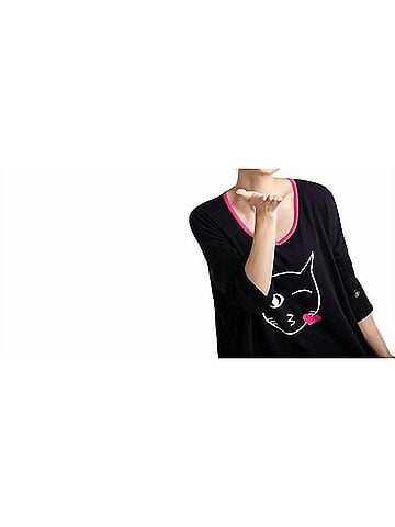 Angel Cat Kiss Graphic Sweater in Black/White (view 2)
