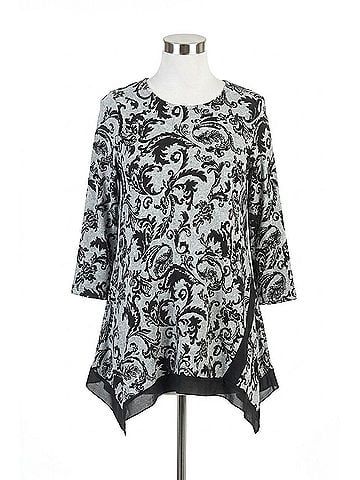 Papillon Filigree Angle Hem Sweater in Grey (view 1)