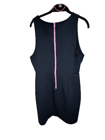 Everly Casual Dress (view 2)