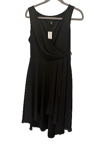White House Black Market Cocktail Dress (view 1)