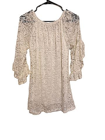 Win Win Short Sleeve Blouse (view 1)