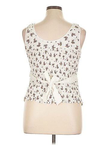 Eri + Ali Eri + Ali Sleeveless Blouse (view 2)
