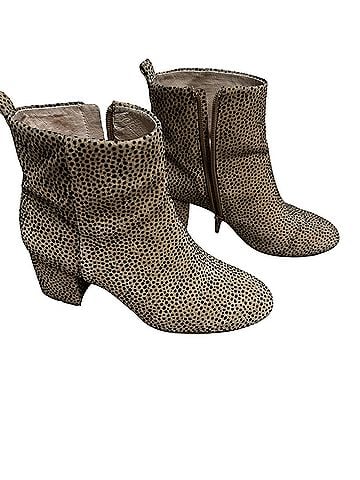 Gianni Bini Ankle Boots (view 2)